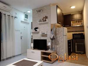 Kuća, Hram svetog Save, 1.0 jednosobna, 20 m²